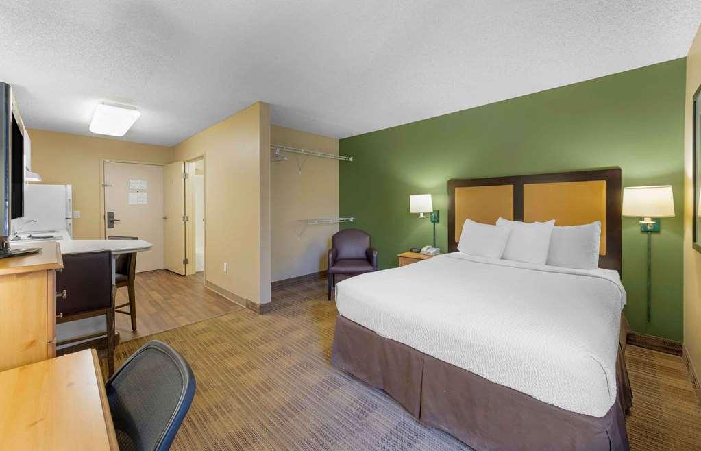 Extended Stay America Suites - Los Angeles - Torrance - Del Amo Circle Стая снимка