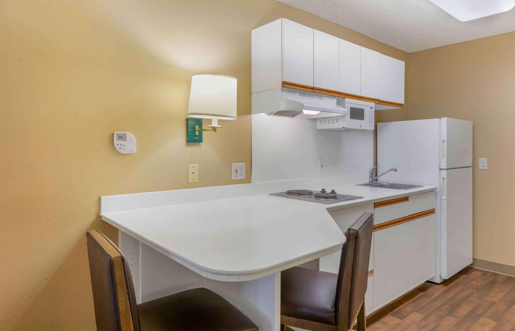 Extended Stay America Suites - Los Angeles - Torrance - Del Amo Circle Екстериор снимка