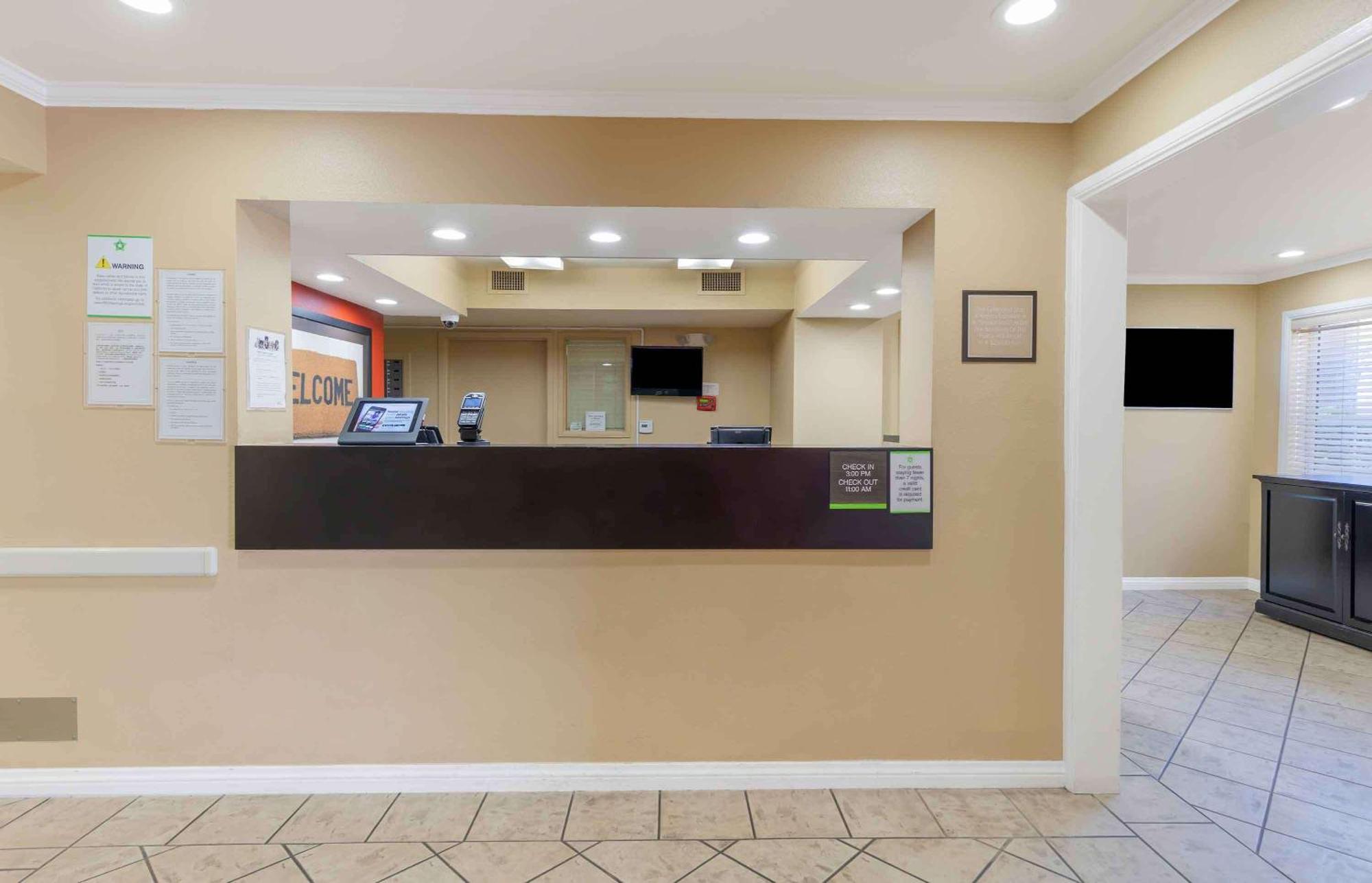 Extended Stay America Suites - Los Angeles - Torrance - Del Amo Circle Екстериор снимка